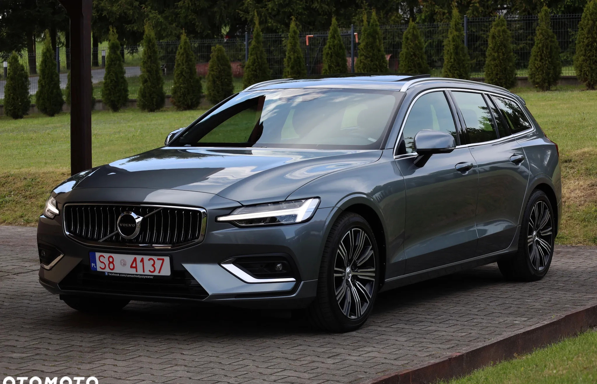 Volvo V60 cena 114992 przebieg: 74000, rok produkcji 2019 z Strzyżów małe 781